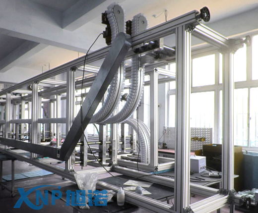 91视频美女午夜黄片免费视频提升机对新能源汽车零配件运输的重要性