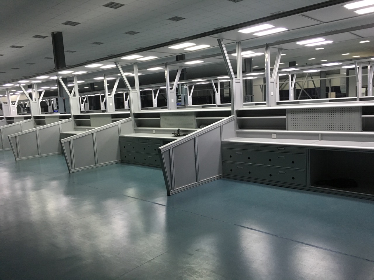 工业91视频美女午夜黄片免费视频工作台