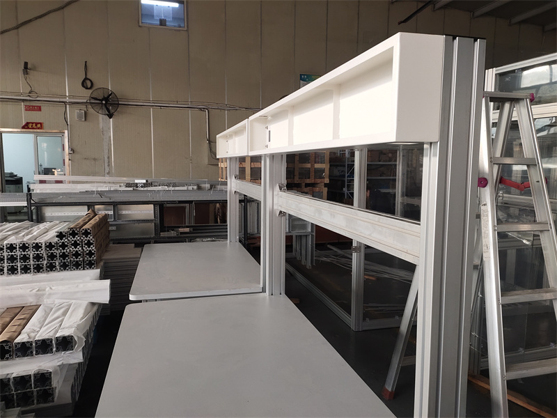 工业91视频美女午夜黄片免费视频流水线工作台