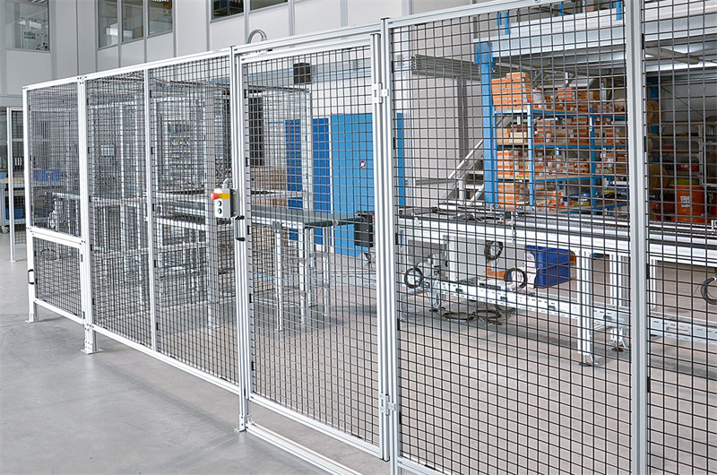 91视频美女午夜黄片免费视频车间围栏