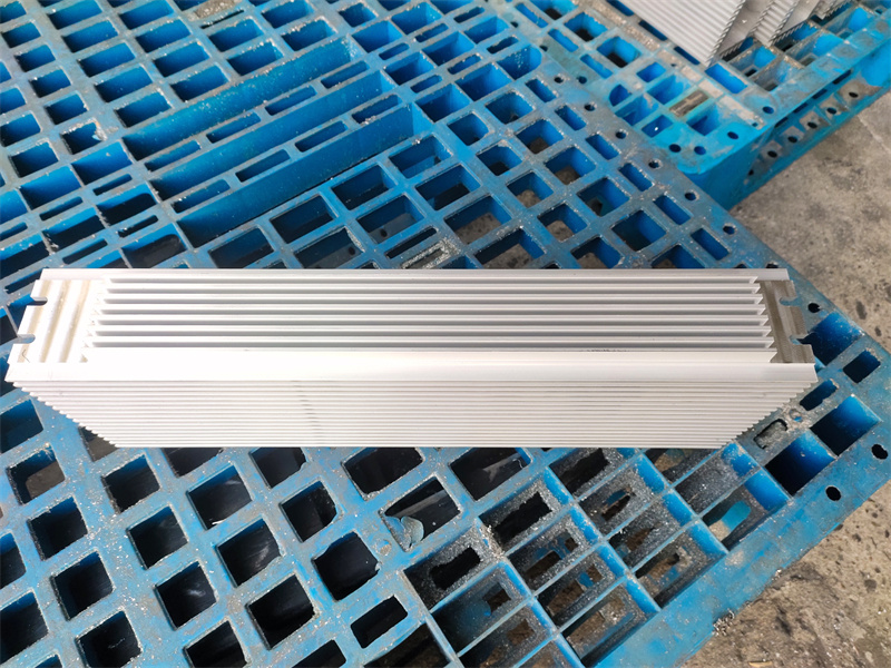 606091视频美女午夜黄片免费视频开模定做