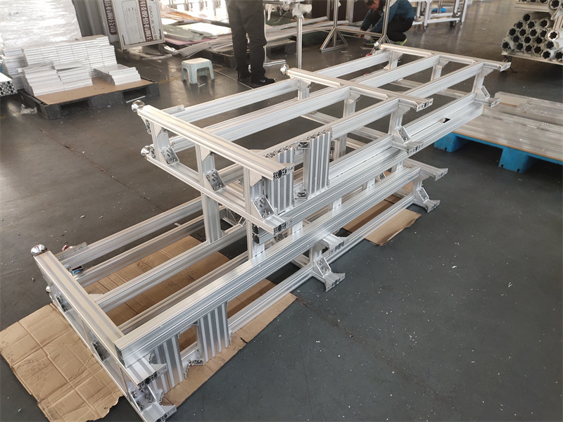 91视频美女午夜黄片免费视频非标机架子