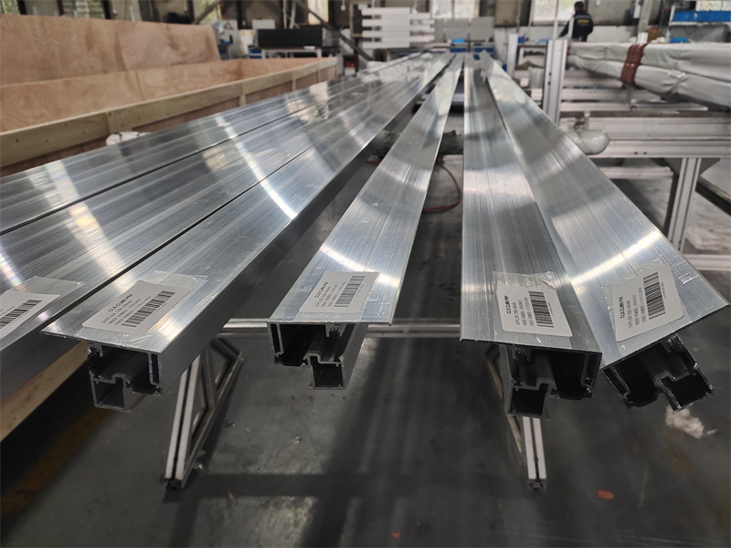 挤压91视频美女午夜黄片免费视频